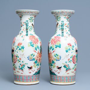 A pair of Chinese famille rose vases with birds among blossoming branches, 19th C. — photo 4