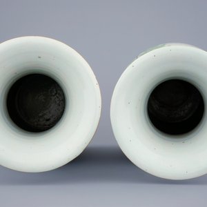 A pair of Chinese famille rose vases with birds among flowers, 19/20th C. — 照片 5
