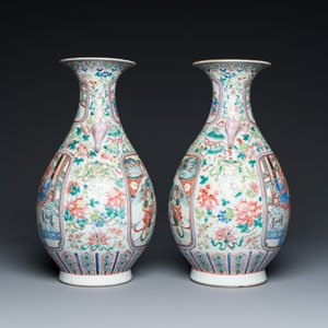 A pair of Chinese famille rose vases with elephant handles, 19th C. — 照片 2