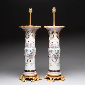 A pair of Chinese famille rose vases with fine gilt-bronze lamp mounts, Yongzheng — photo 1