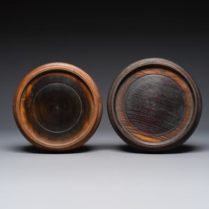 A pair of Chinese famille rose vases with narrative design, 19th C. — foto 8
