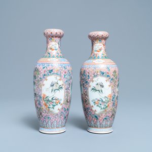 A pair of Chinese famille rose vases with tigers, Qianlong mark, 20th C. — photo 4