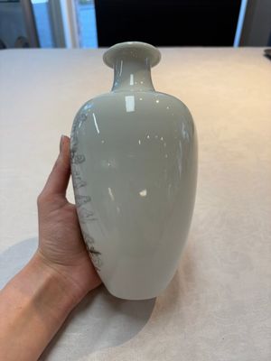 A pair of Chinese famille rose vases with two goddesses, Xi Ping Cao Lu 希平草廬 mark, Republic — 照片 12
