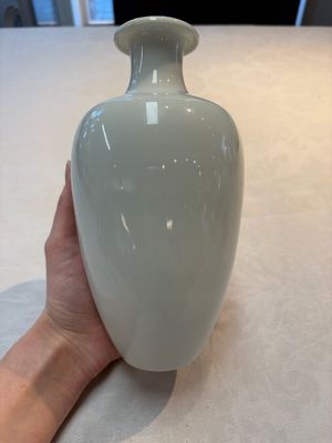 A pair of Chinese famille rose vases with two goddesses, Xi Ping Cao Lu 希平草廬 mark, Republic — 照片 4