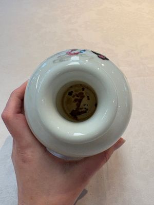 A pair of Chinese famille rose vases with two goddesses, Xi Ping Cao Lu 希平草廬 mark, Republic — 照片 6