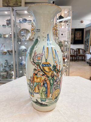 A pair of Chinese famille rose 'Wen Wang Fang Xian 文王訪賢' vases, signed Song Lin Ge 松林閣, 19/20th C. — photo 14