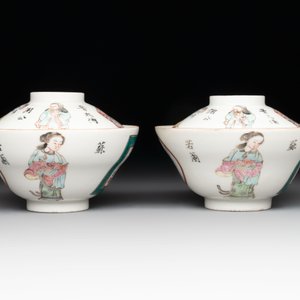 A pair of Chinese famille rose 'Wu Shuang Pu' covered cups and saucers, Tongzhi mark, 19/20th C. — foto 6