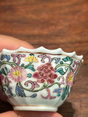 A pair of Chinese famille rose 'Xi Xiang Ji' cups and saucers, Yongzheng — 照片 17