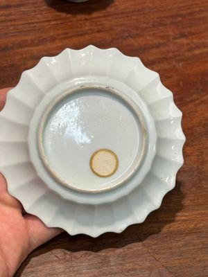 A pair of Chinese famille rose 'Xi Xiang Ji' cups and saucers, Yongzheng — 照片 25