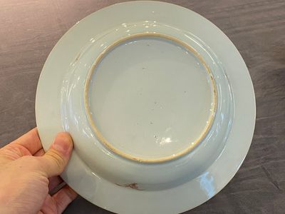 A pair of Chinese famille rose 'Xi Xiang Ji' plates, Yongzheng — 照片 12