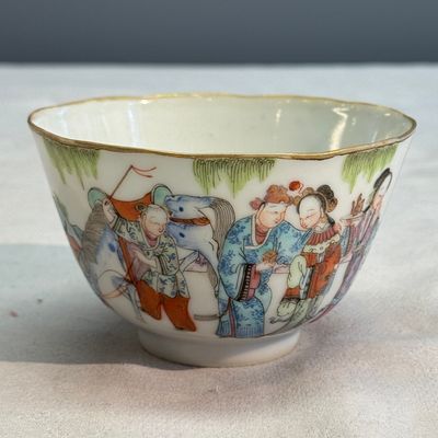 A pair of Chinese famille rose 'Xi Xiang Ji' tea bowls — photo 15