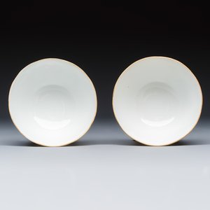 A pair of Chinese famille rose 'Xi Xiang Ji' tea bowls — photo 6