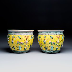 A pair of Chinese famille rose yellow-ground 'Antiquities' fish bowls with applied relief design — photo 3