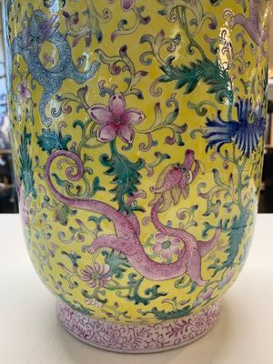 A pair of Chinese famille rose yellow-ground 'dragon' vases, Qianlong mark, Republic — photo 5