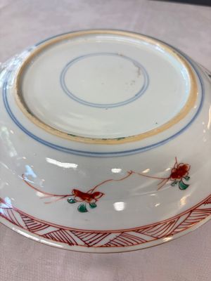 A pair of Chinese famille verte 'Bird among Willow and Flowering Branches' plates — foto 9