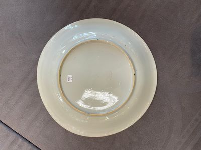 A pair of Chinese famille verte 'bird and peonies' plates, Kangxi — 照片 2