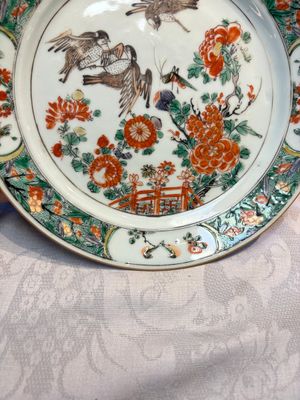 A pair of Chinese famille verte 'Birds Among Flowering Branches' plates, Kangxi — photo 17
