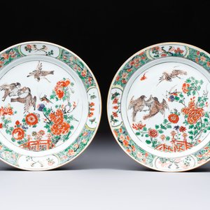 A pair of Chinese famille verte 'Birds Among Flowering Branches' plates, Kangxi — photo 1