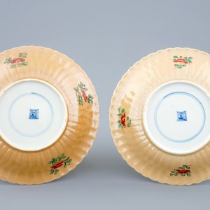 A pair of Chinese famille verte cups and saucers, Kangxi — 照片 3