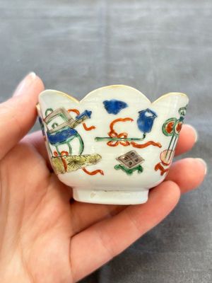 A pair of Chinese famille verte cups and saucers with antiquities, Kangxi — photo 15