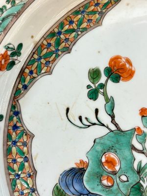 A pair of Chinese famille verte dishes with floral design, lingzhi mark, Kangxi — photo 18