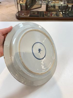 A pair of Chinese famille verte dishes with floral design, lingzhi mark, Kangxi — photo 8