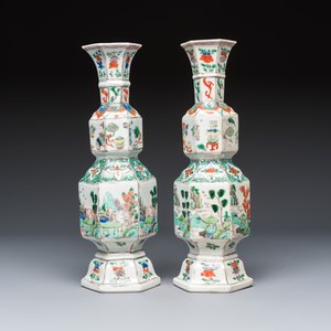 A pair of Chinese famille verte double-gourd hexagonal vases — photo 4