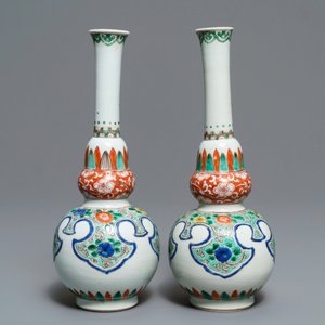 A pair of Chinese famille verte double gourd vases, Kangxi — 照片 2