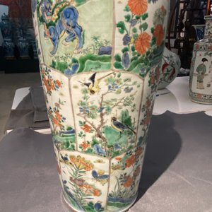 A pair of Chinese famille verte 'mythical animals' vases, Kangxi — 照片 43