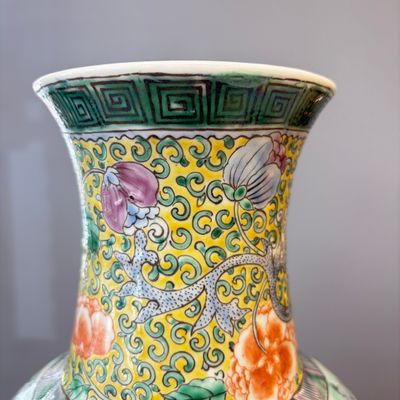 A pair of Chinese famille verte 'Phoenixes among Peonies' vases — photo 21