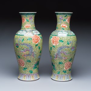 A pair of Chinese famille verte 'Phoenixes among Peonies' vases — photo 4
