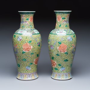 A pair of Chinese famille verte 'Phoenixes among Peonies' vases — photo 5