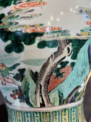 A pair of Chinese famille verte 'Shou Lao' vases, Kangxi — photo 18