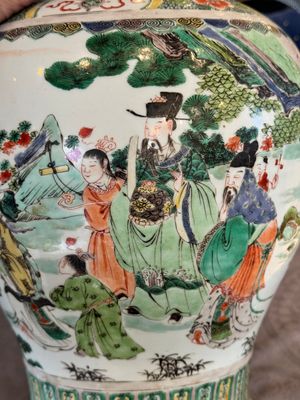 A pair of Chinese famille verte 'Shou Lao' vases, Kangxi — photo 6