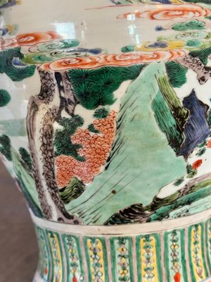 A pair of Chinese famille verte 'Shou Lao' vases, Kangxi — photo 10