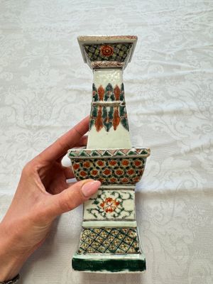 A pair of Chinese famille verte square candle holders, 19th C. — photo 5
