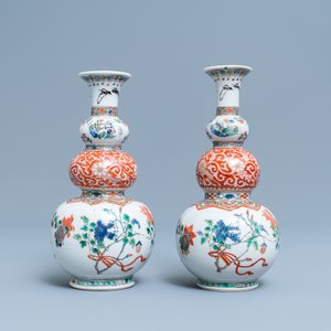 A pair of Chinese famille verte triple gourd vases, Kangxi — 照片 4