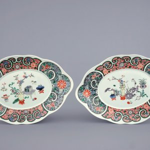 A pair of Chinese famille verte tureens and covers on stands, 19th C. — 照片 3