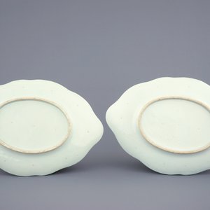 A pair of Chinese famille verte tureens and covers on stands, 19th C. — 照片 4
