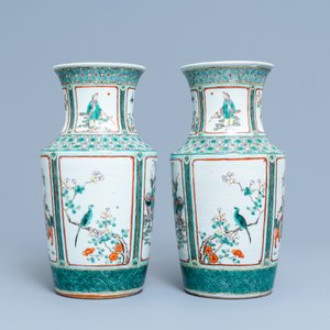 A pair of Chinese famille verte vases, 19th C. — 照片 2