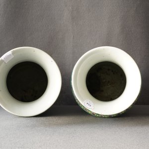 A pair of Chinese famille verte vases, 19th C. — 照片 9