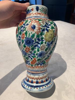 A pair of Chinese famille verte vases and covers with floral design, Kangxi — photo 25