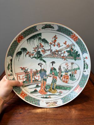A pair of Chinese famille verte 'Xi Xiang Ji' dishes, Kangxi — 照片 10