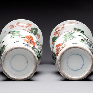 A pair of Chinese famille verte 'yenyen' 'Zhong Kui 鐘馗' vases, 19th C. — photo 6