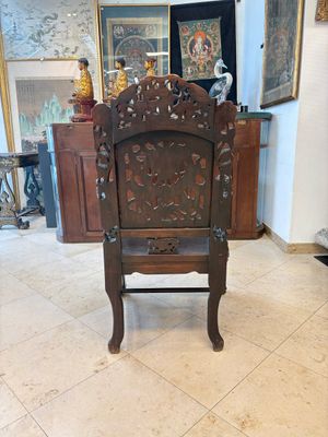 A pair of Chinese finely carved hongmu armchairs, Canton, 19th C. — photo 21
