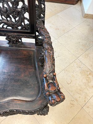 A pair of Chinese finely carved hongmu armchairs, Canton, 19th C. — photo 27