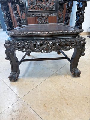 A pair of Chinese finely carved hongmu armchairs, Canton, 19th C. — photo 34