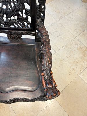 A pair of Chinese finely carved hongmu armchairs, Canton, 19th C. — photo 10