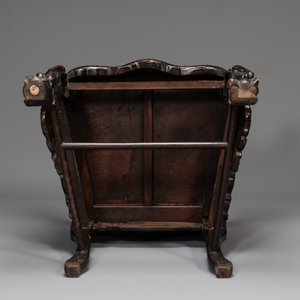 A pair of Chinese finely carved hongmu armchairs, Canton, 19th C. — photo 8