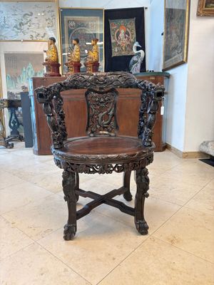 A pair of Chinese finely carved hongmu swivel chairs, Canton, 19th C. — photo 20
